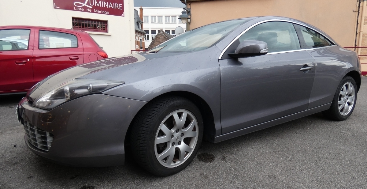 Renault Laguna — 19